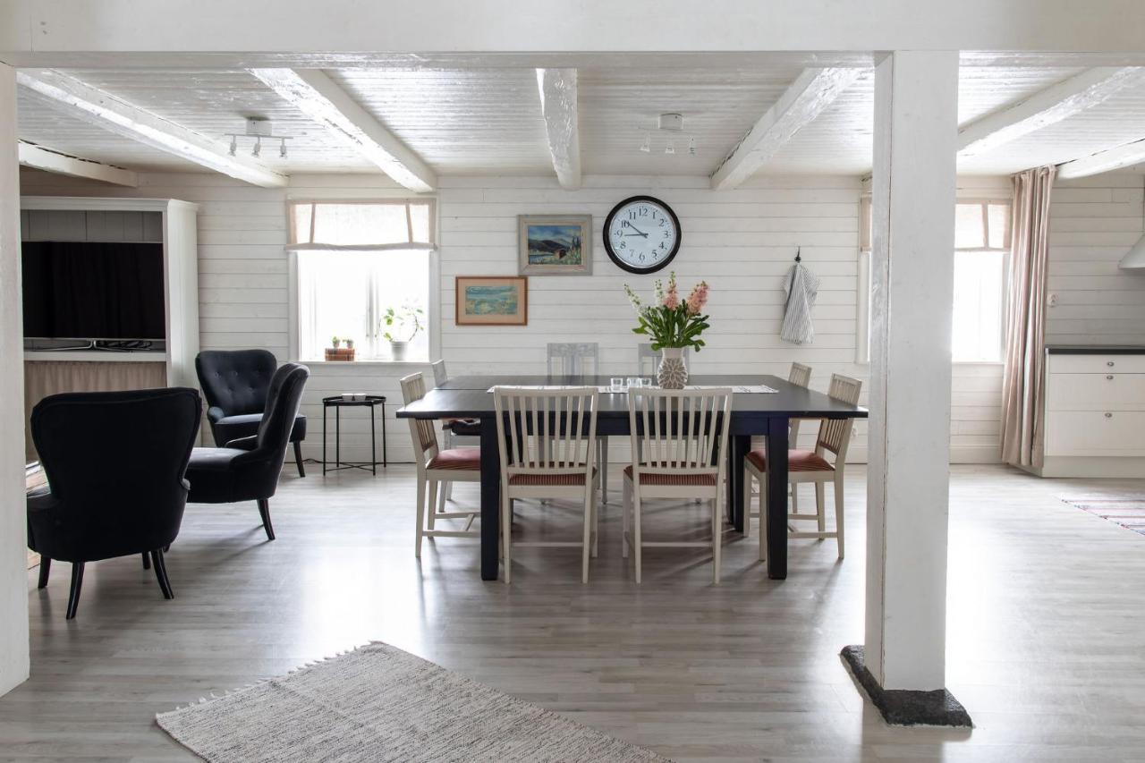 Bergs Gard & Hallsvikens Gard Västerljung Екстериор снимка