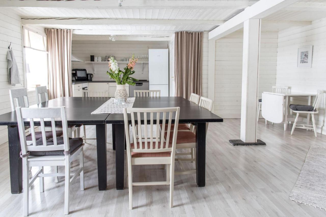 Bergs Gard & Hallsvikens Gard Västerljung Екстериор снимка