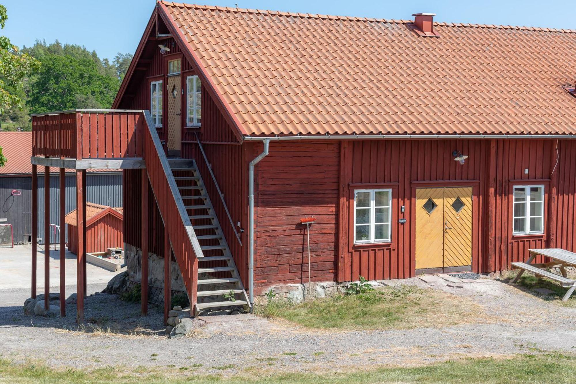 Bergs Gard & Hallsvikens Gard Västerljung Екстериор снимка